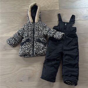 PINK PLATINUM Two Piece Insulated leopard jacket black Snowsuit snowbib size 2T